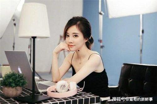 杭州娱乐主播吃瓜视频,揭秘娱乐圈幕后风云 第3张 杭州娱乐主播吃瓜视频,揭秘娱乐圈幕后风云 第3张